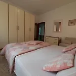 Saglia شقة *
